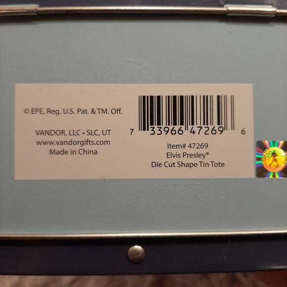 Elvis Presley Die Cut Tin Box - Picture 2 of 10
